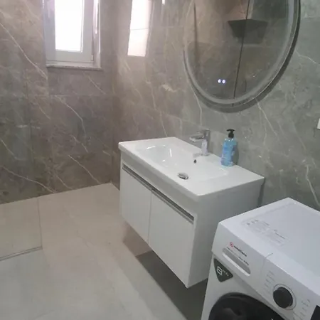 Vlora City Apartment Appartamento